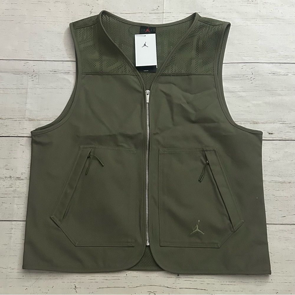 Nike Jordan Essential Men's Vest Olive Green Size Small HF9327-222‎